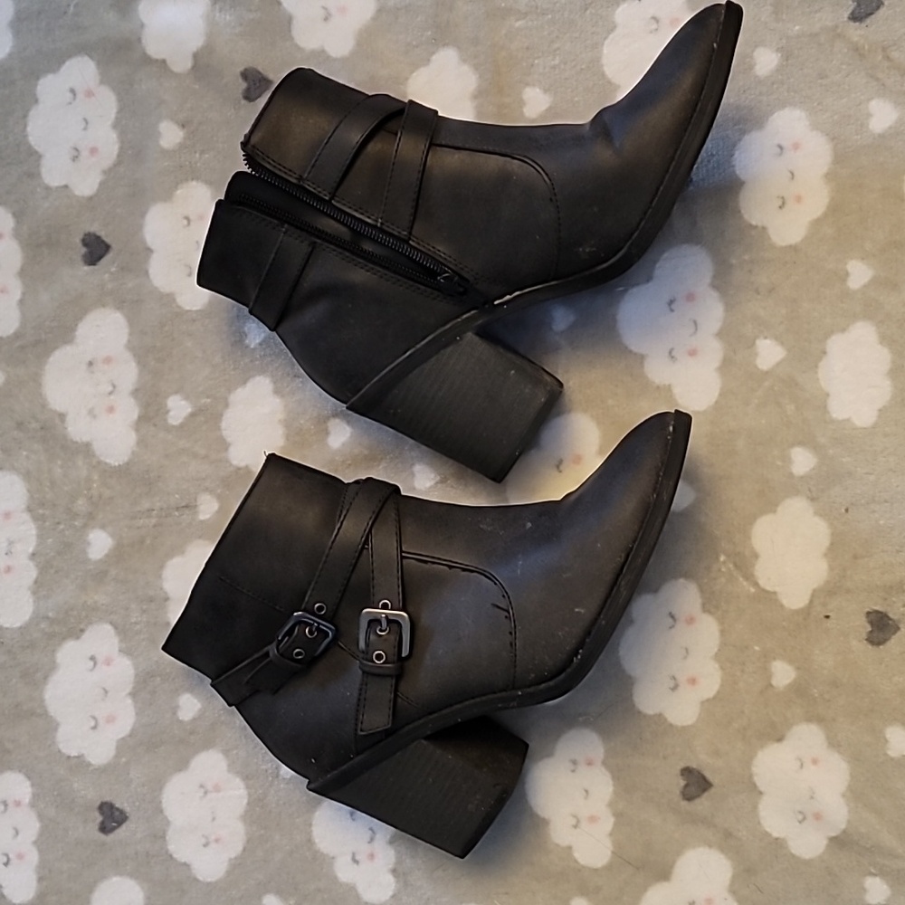 Faded Glory Womens size 8 dress boots